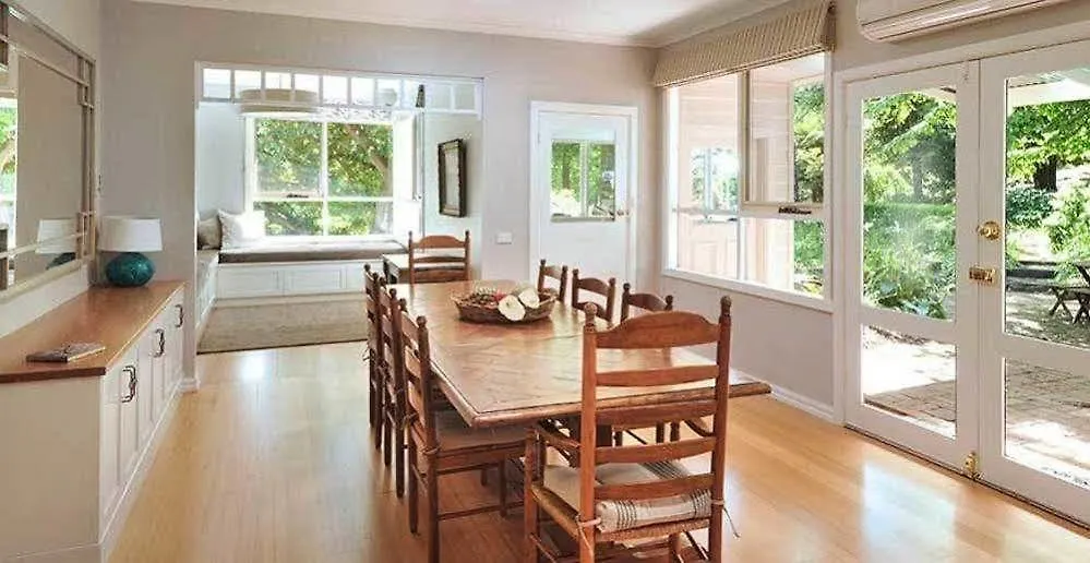 Hotel Coonara Cottage - Olinda